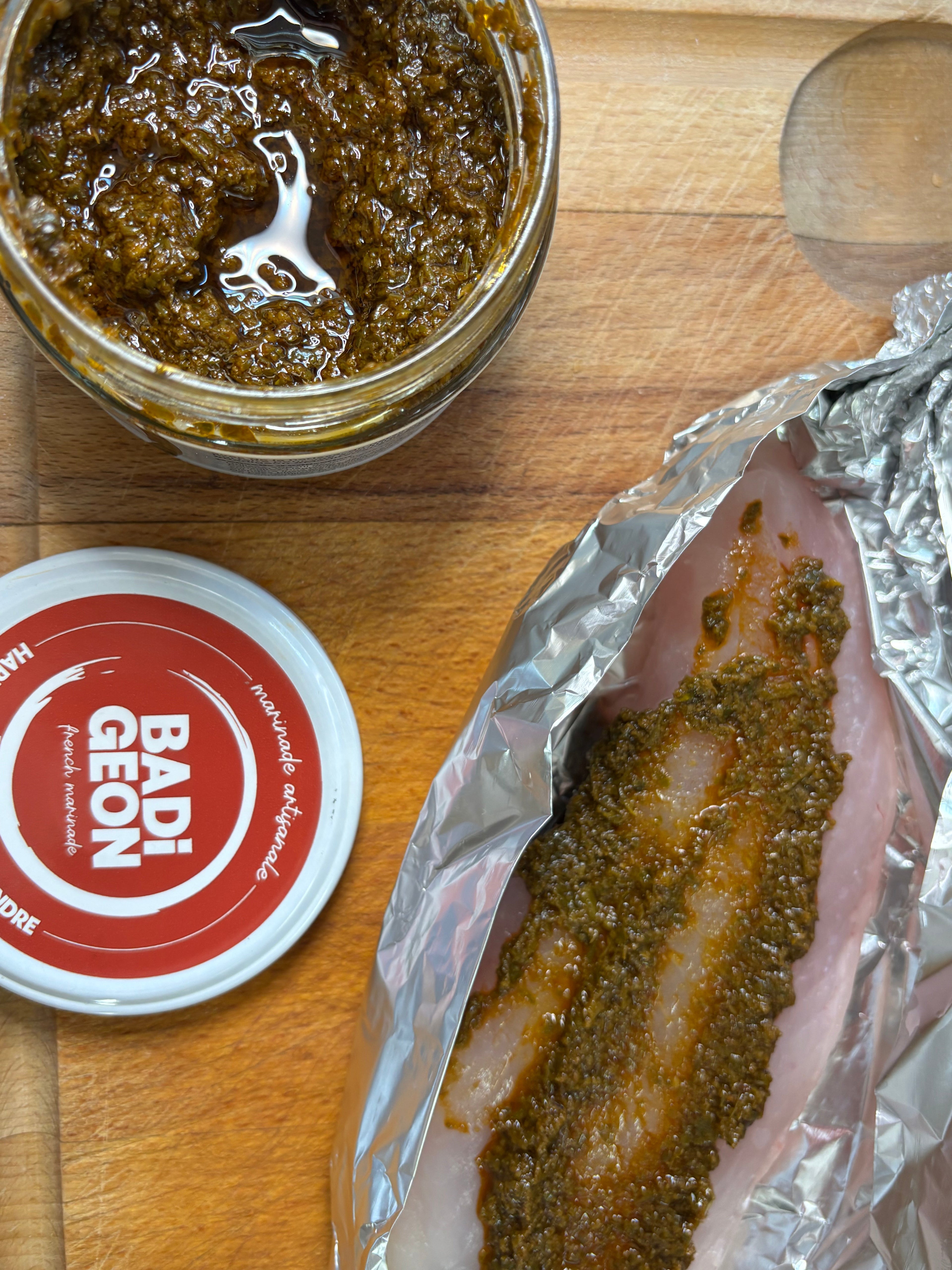 Combien de temps faire mariner ? Le guide ultime par aliment